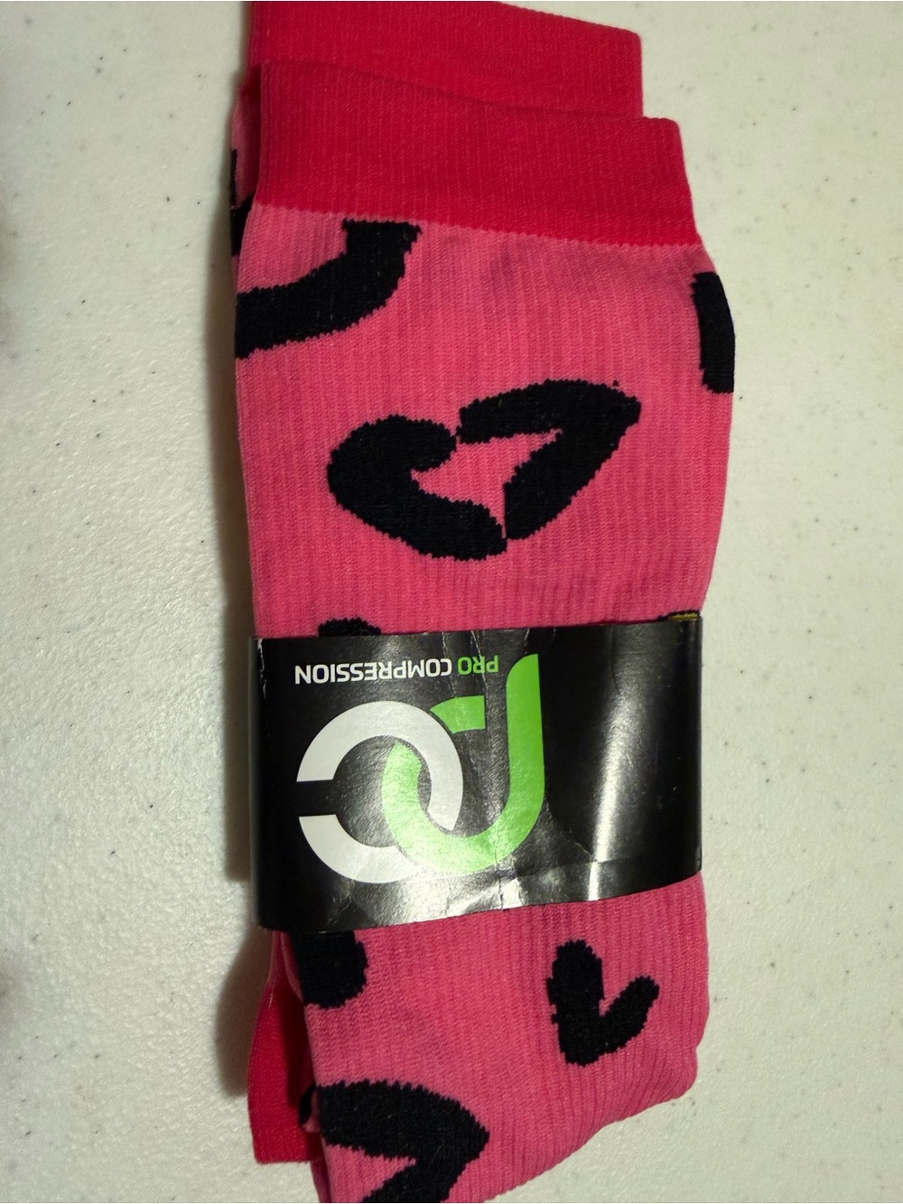 Pro Compression Womens socks. Hot pink and black leopard.